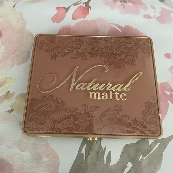 Too Faced Natural Matte Eyeshadow Palette - Picture 6 of 7